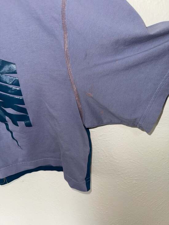 Nike Women's Sportswear Reissue Colorblock Crop T-Shirt - Picture 6 of 7